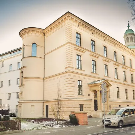 Wawel City Apart Otel *